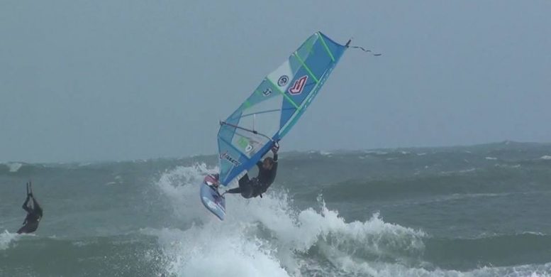 Ben au Surf Windsurf | Session Marin Port Leucate | Le Blog Surfone