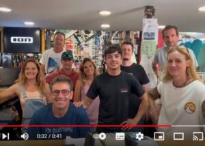 video shop et team surfone